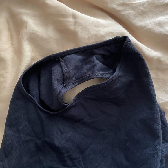 Uniqlo women U seamless gathered one-piece swimsui - Picture 4 of 5